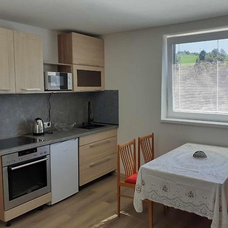 Apartmanovy Dum Terka Зазріва Екстер'єр фото